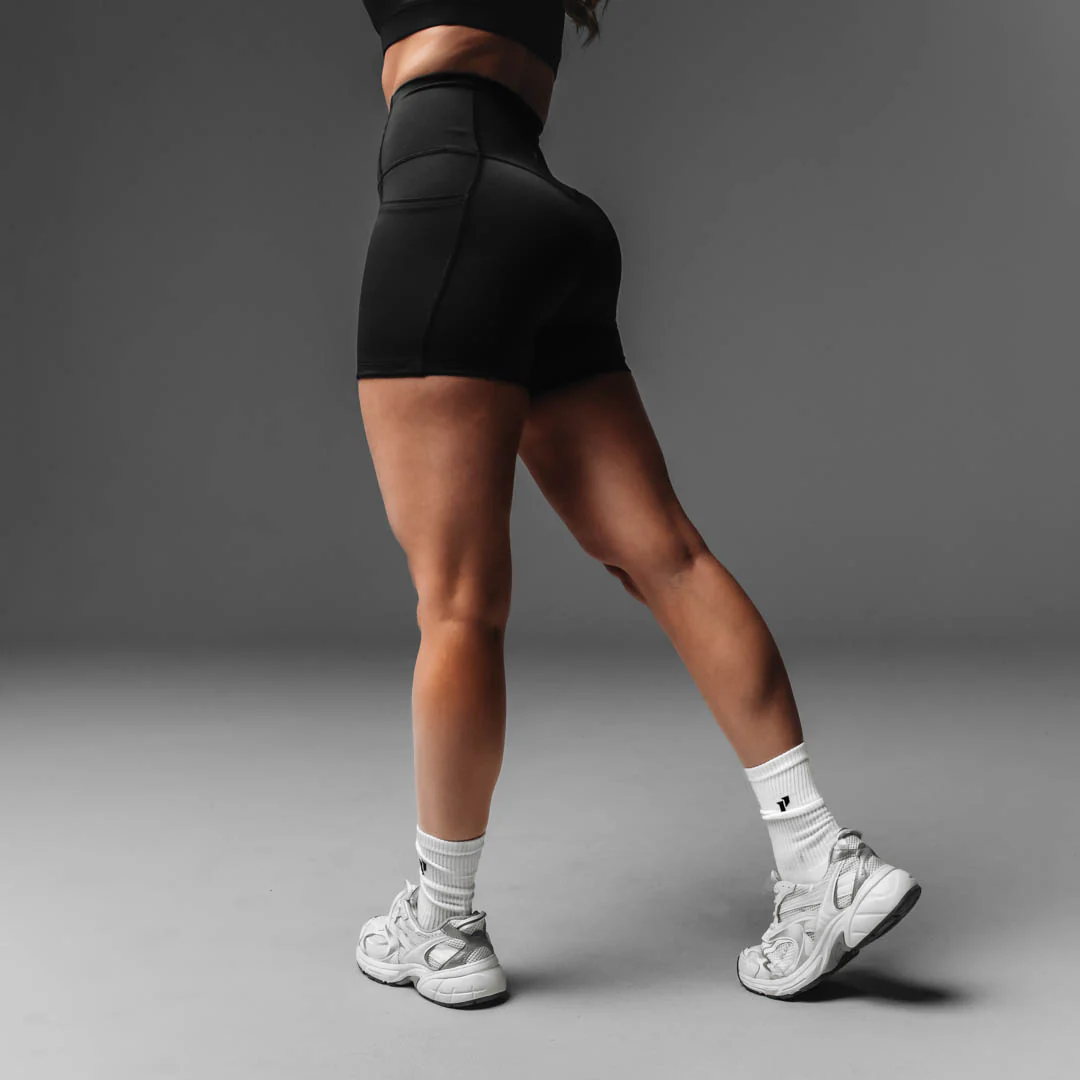 Adapt Invisible Scrunch Short - 4" - Image 7