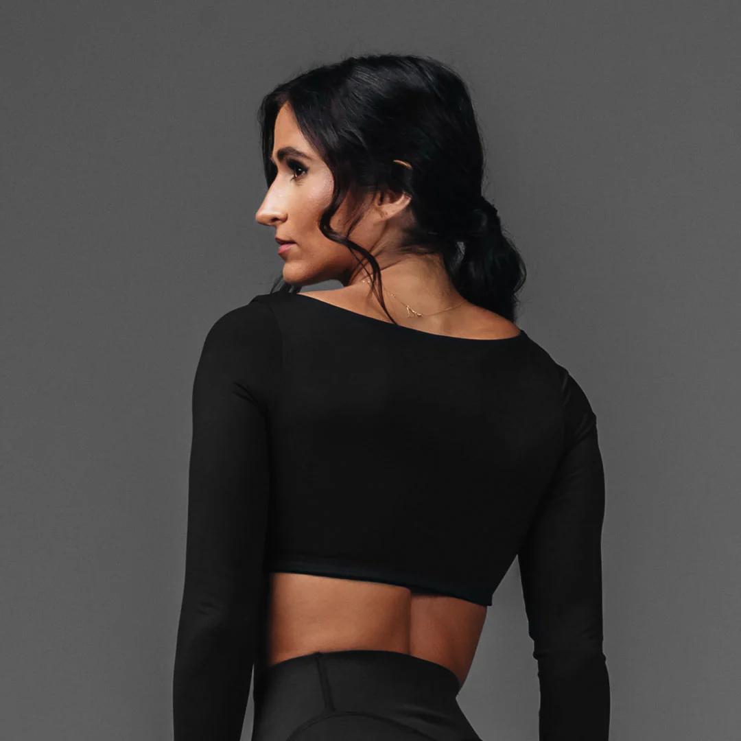 Minimalist Crop Long Sleeve - Image 20