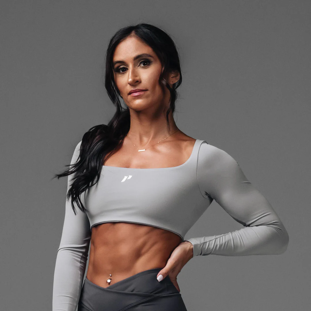 Minimalist Crop Long Sleeve - Image 25